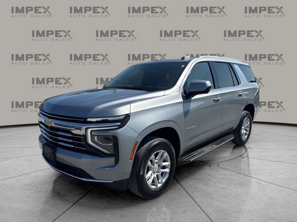 Used 2025 Chevrolet Tahoe LT AWD/4WD image 1