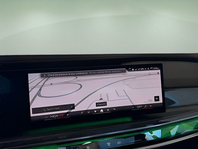 Used 2023 BMW 740i 740i w/ Executive Package image 21