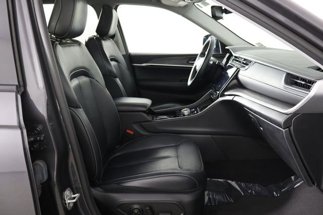 Used 2022 Jeep Grand Cherokee Limited AWD/4WD image 18