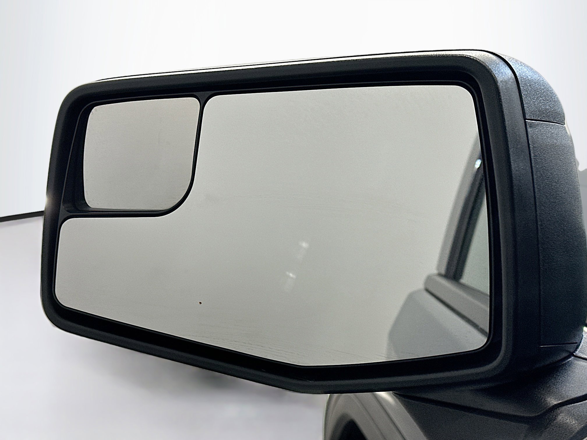 Used 2024 GMC Sierra 1500 Elevation image 16