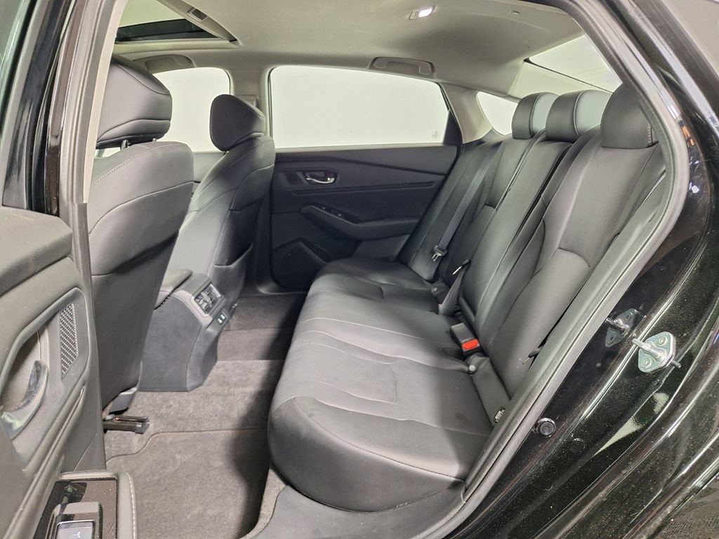Used 2023 Honda Accord Touring image 10