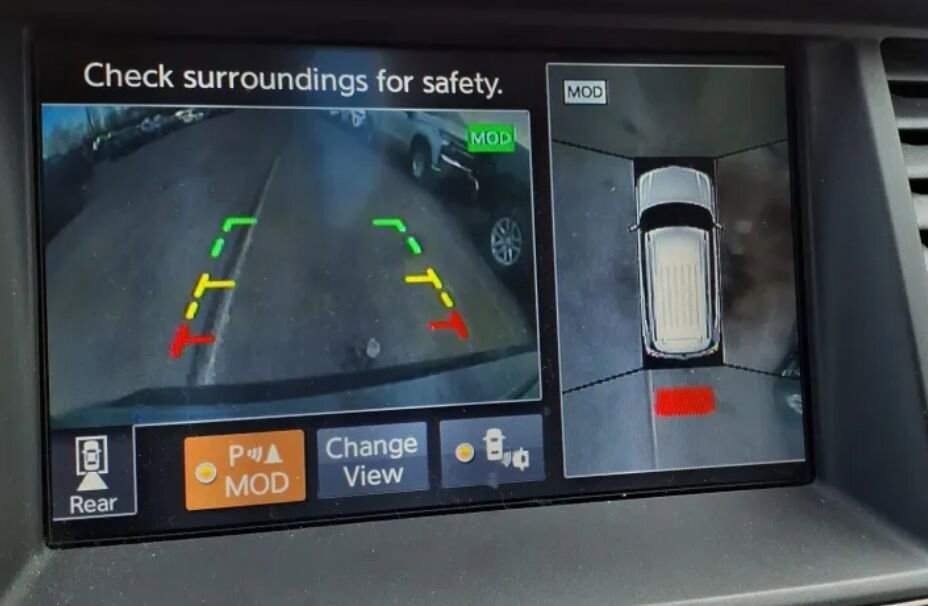 Used 2020 Nissan Armada SL w/ Premium Package image 9