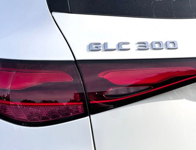 Certified 2026 Mercedes-Benz GLC 300 4MATIC image 9