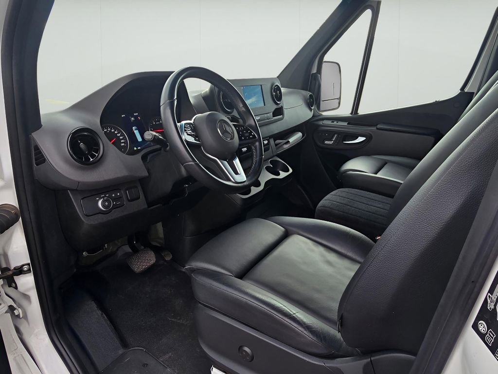 Used 2022 Mercedes-Benz Sprinter 3500 w/ Parking Package image 28