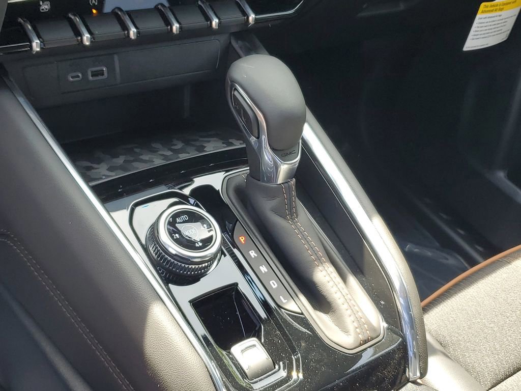 New 2026 GMC Canyon AT4 w/ Nightfall Edition AWD/4WD image 26