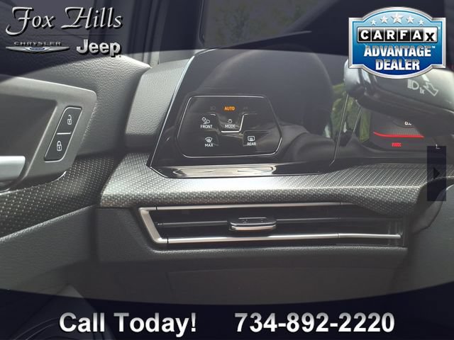 Used 2022 Volkswagen Golf R AWD/4WD image 16