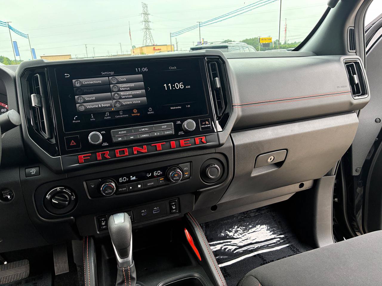 Used 2026 Nissan Frontier PRO-4X AWD/4WD image 17