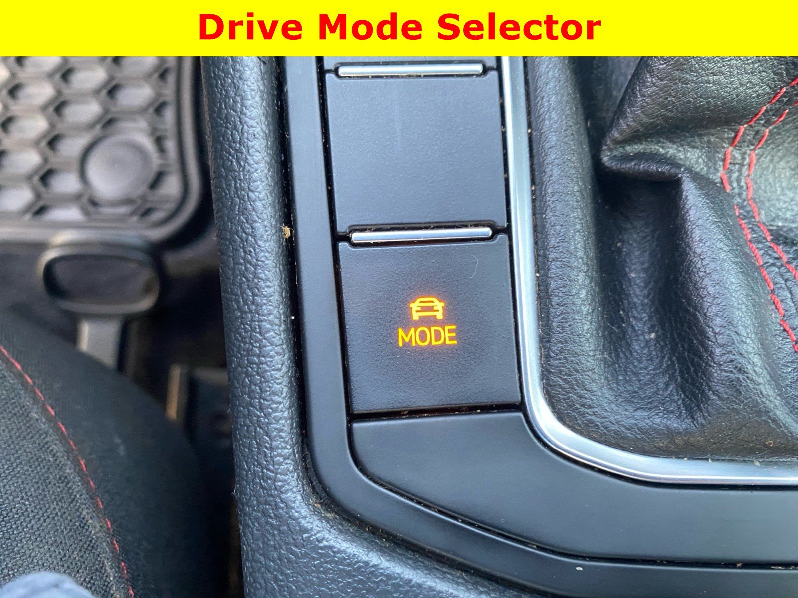 Used 2019 Volkswagen Jetta GLI FWD image 29