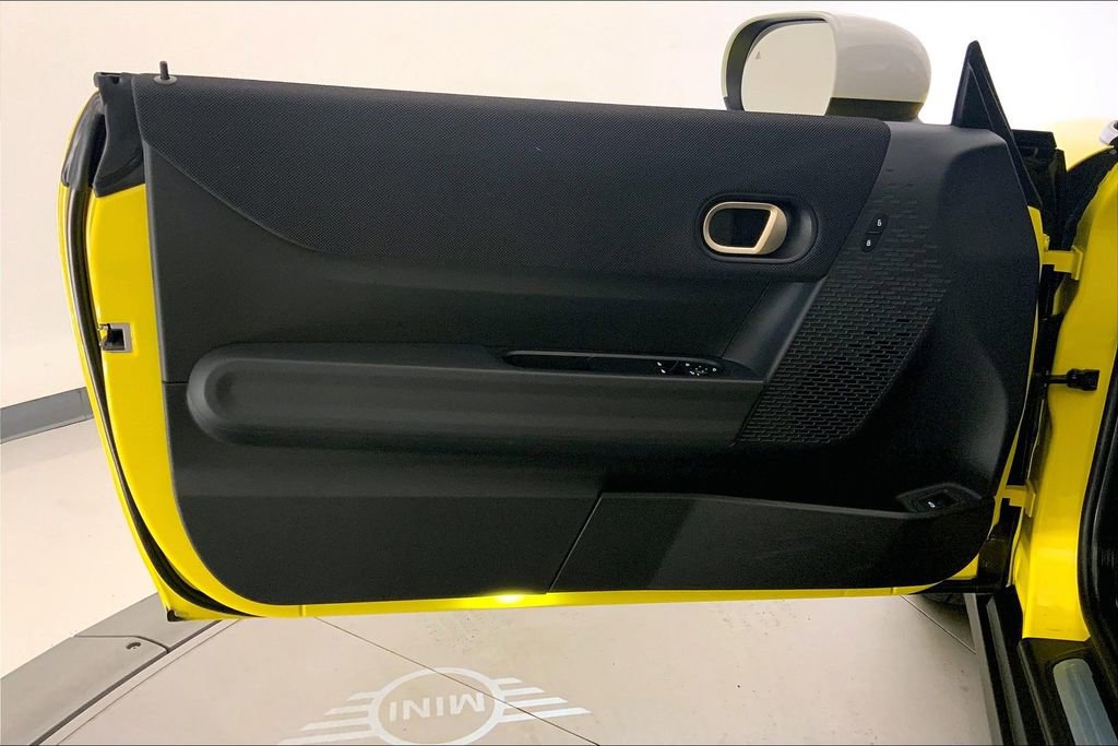 Certified 2025 MINI Cooper S image 24