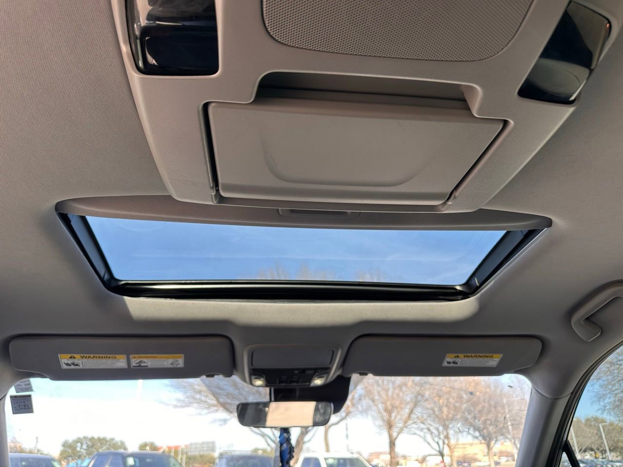 Used 2021 Honda Pilot Elite image 23