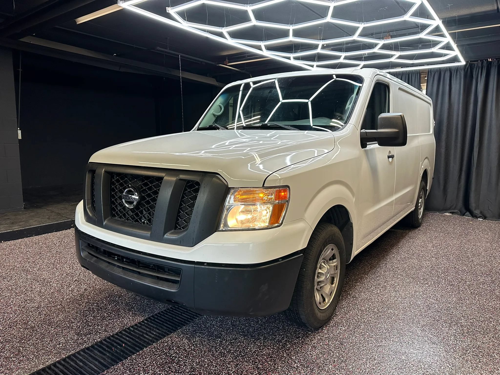 Used 2016 Nissan NV 1500 SV w/ Technology Package RWD image 3