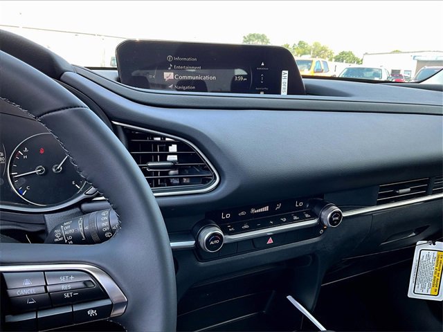 New 2025 MAZDA CX-30 AWD 2.5 S w/ Select Sport Pkg image 11