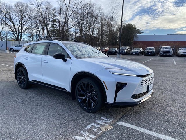 New 2025 Toyota Crown Signia image 1