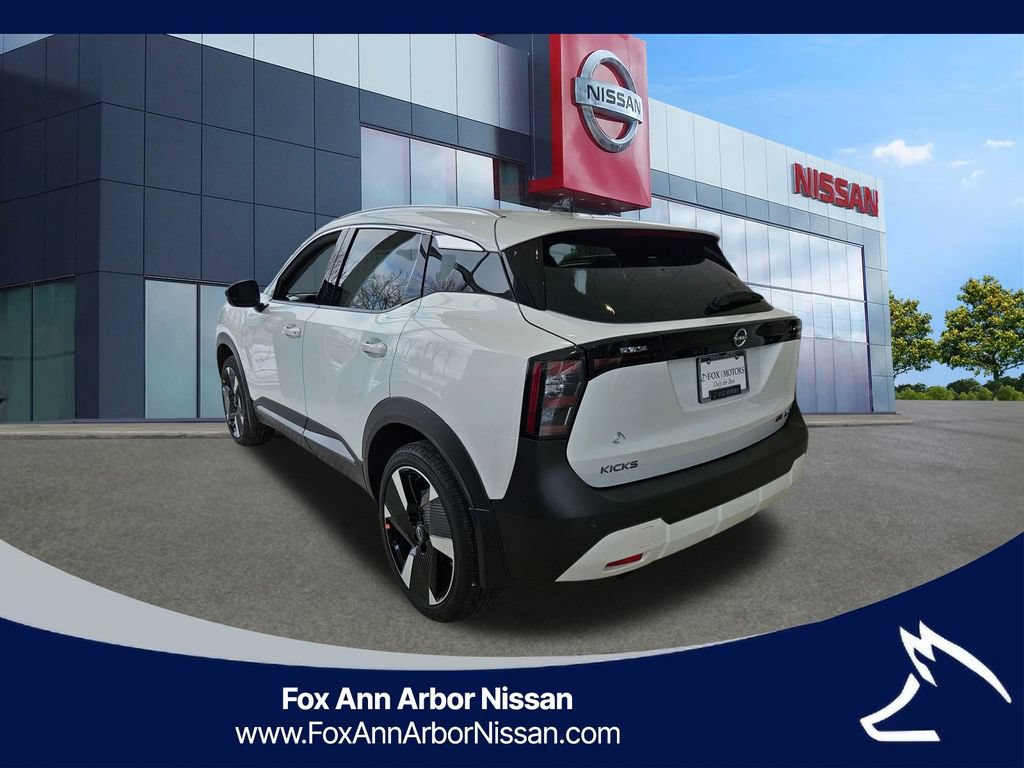 New 2026 Nissan Kicks SR w/ SR Premium Package AWD/4WD image 3