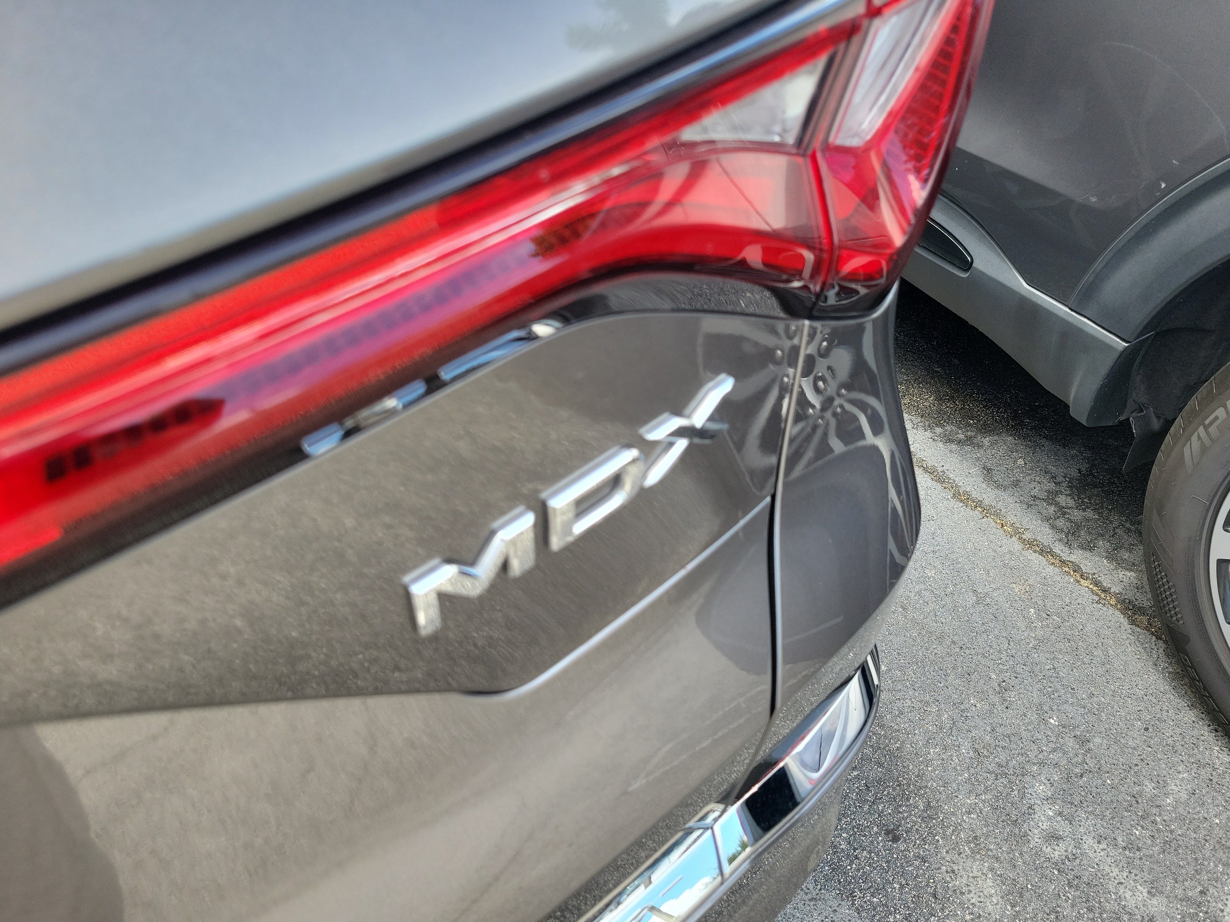 Used 2024 Acura MDX FWD w/ Technology Package image 6