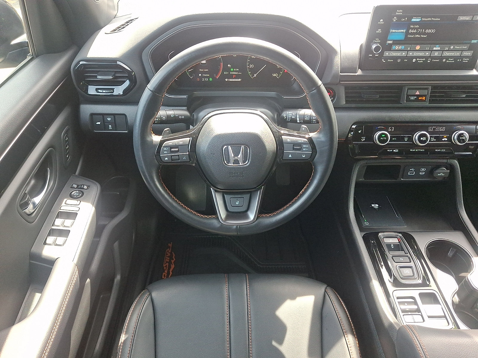 Used 2024 Honda Pilot TrailSport image 11