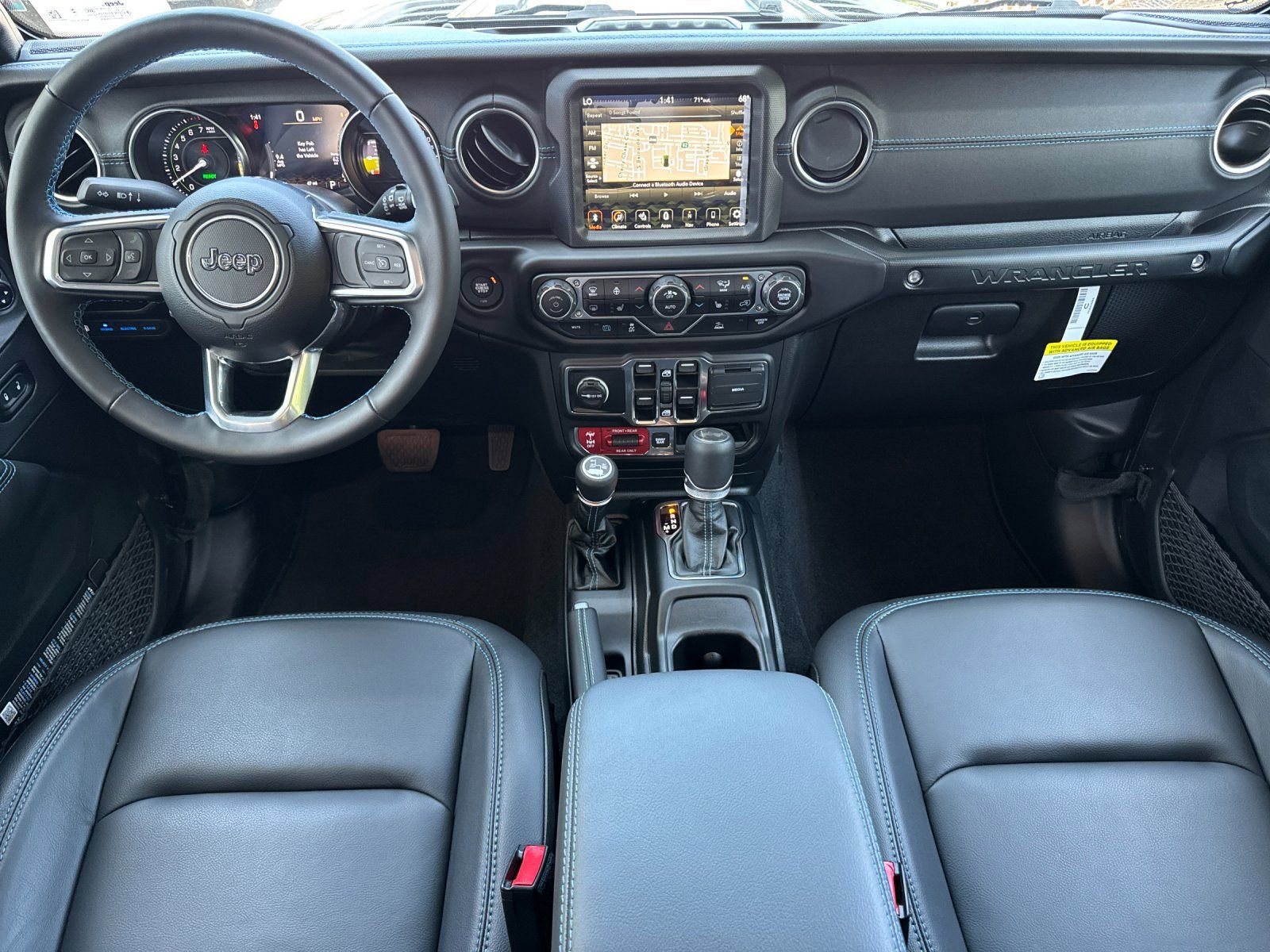 New 2023 Jeep Wrangler Unlimited Rubicon 4xe w/ Cold Weather Group image 13