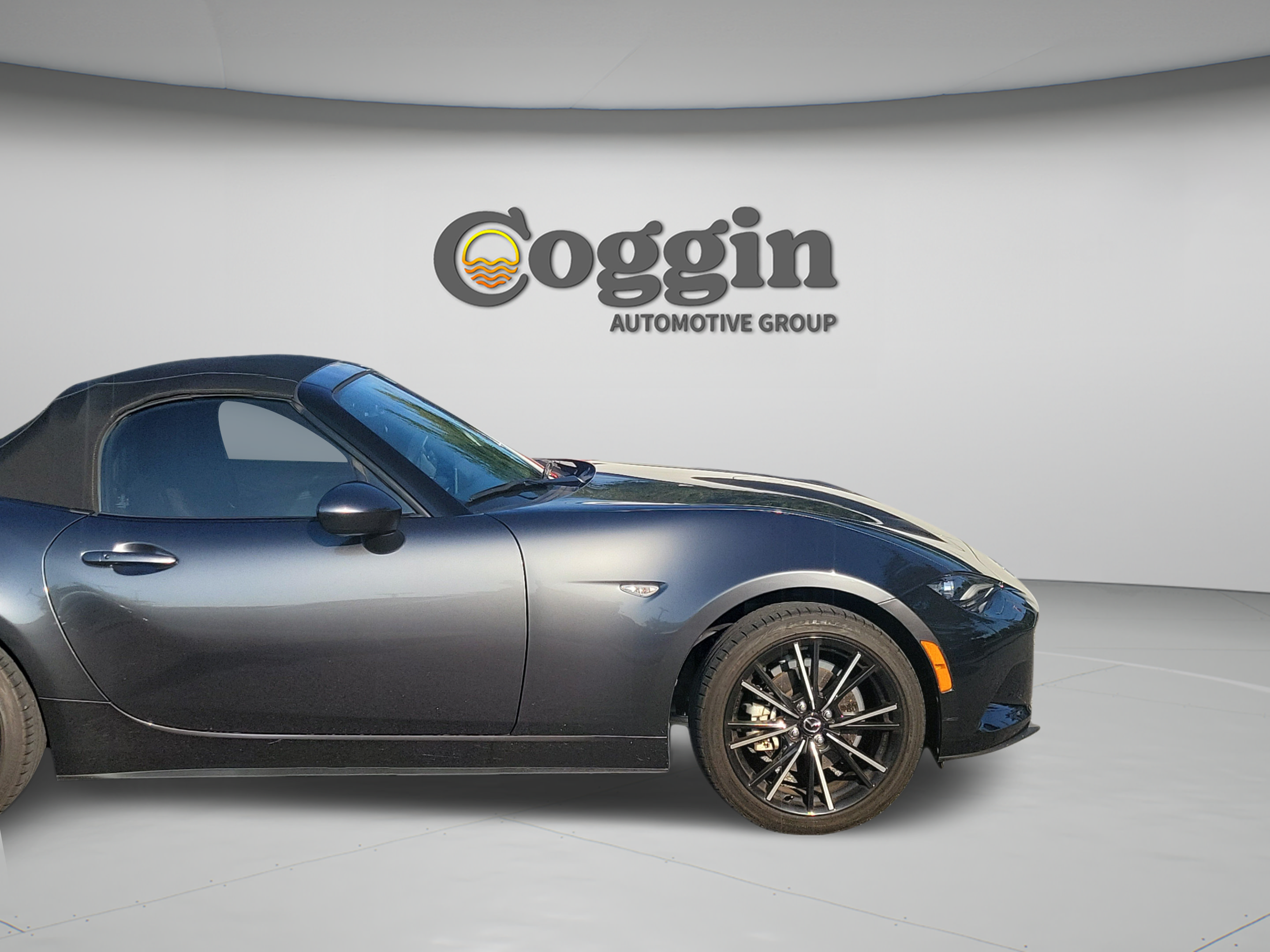 Used 2024 MAZDA MX-5 Miata Grand Touring w/ Weather Package RWD image 12