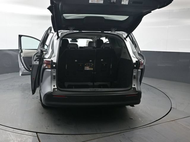 Certified 2023 Toyota Sienna XLE w/ Protection Package (TMS) FWD image 53