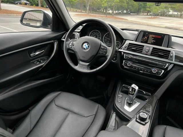 Used 2016 BMW 320i Sedan RWD image 29