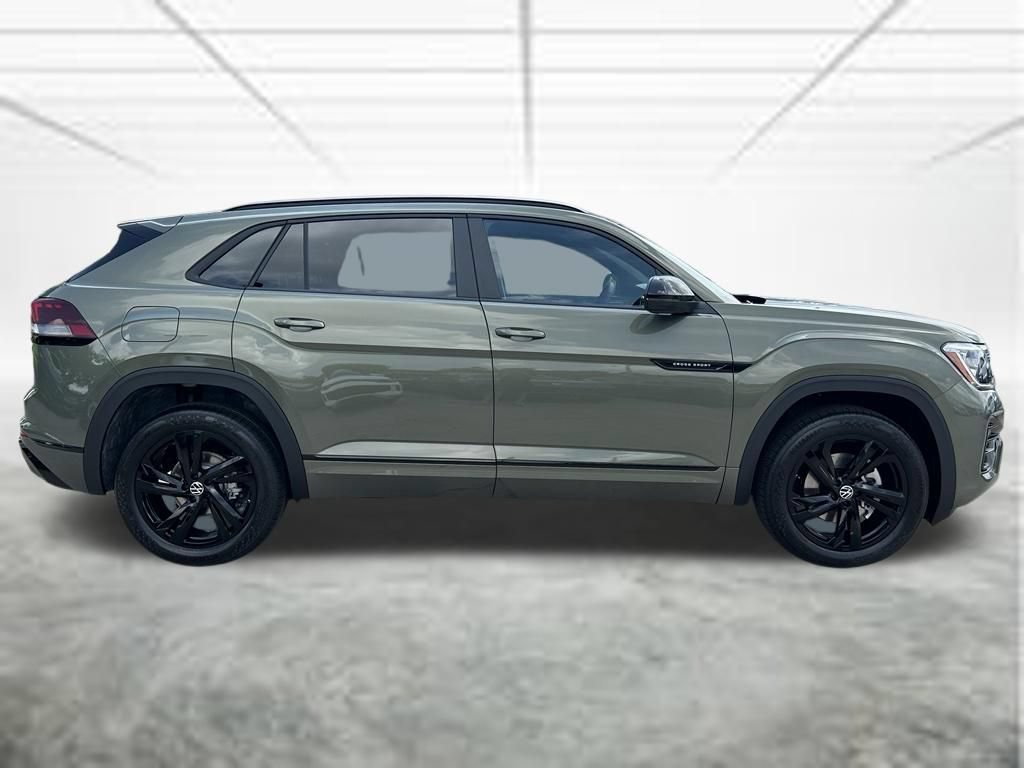 New 2026 Volkswagen Atlas Cross Sport SEL R-Line AWD/4WD image 6