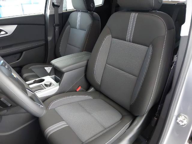 New 2026 Chevrolet Blazer LT w/ Convenience Package FWD image 22