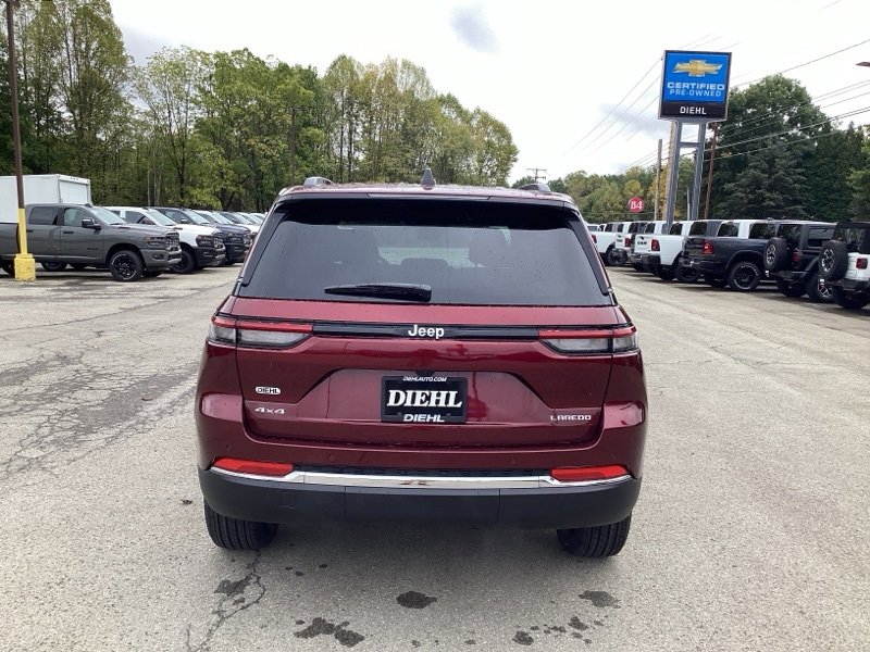 New 2025 Jeep Grand Cherokee Laredo w/ Luxury Tech Group I image 6