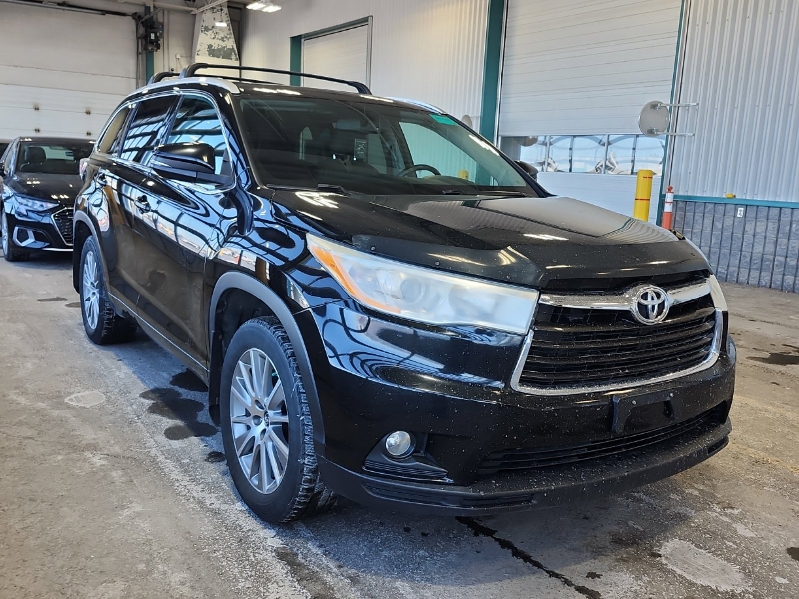 Used 2016 Toyota Highlander XLE AWD/4WD image 6