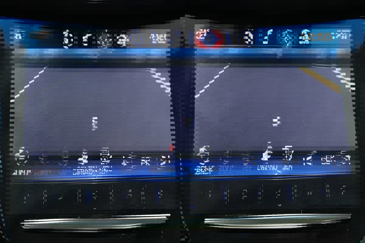 Used 2014 Cadillac XTS Premium image 22