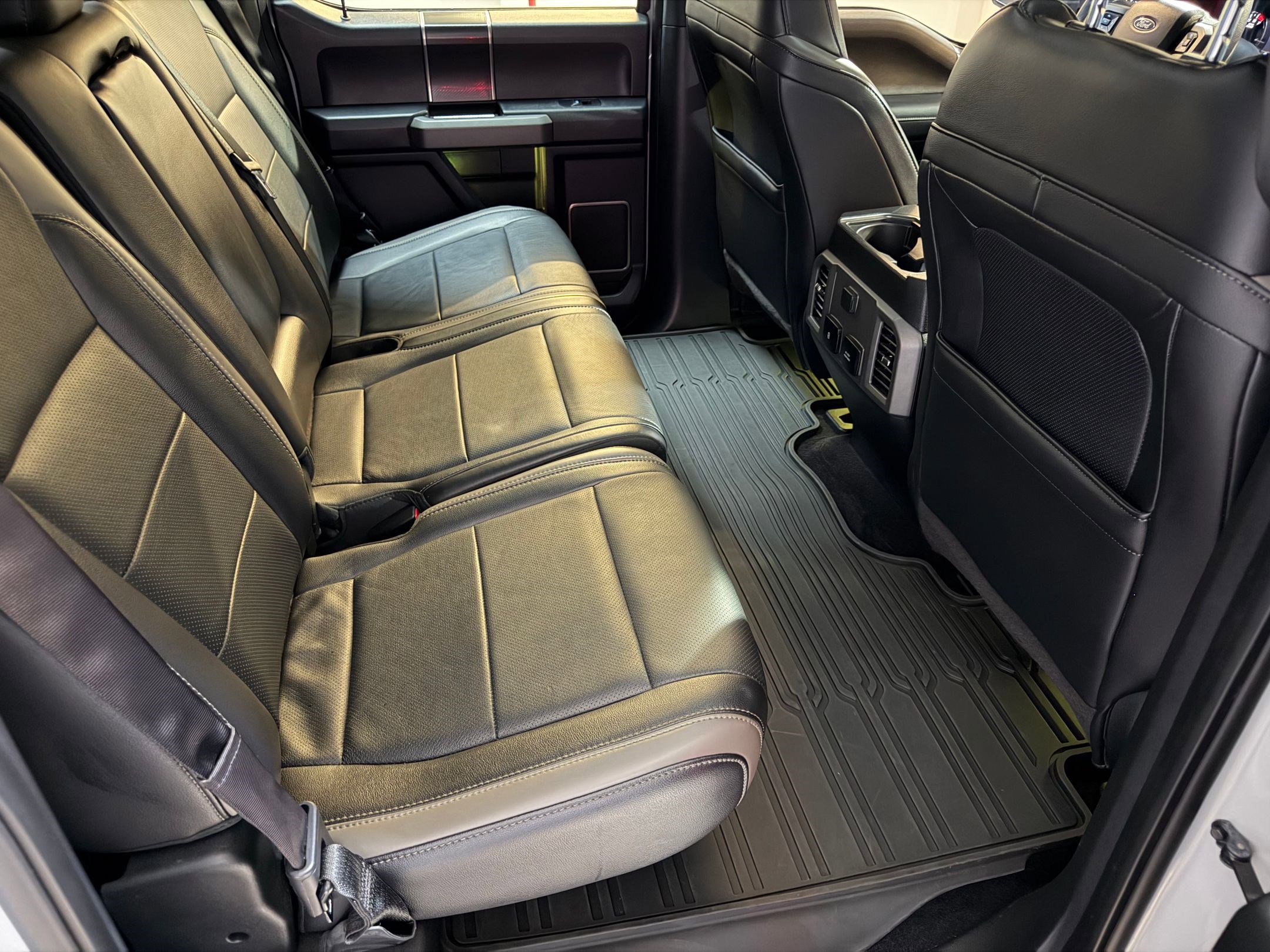 Used 2017 Ford F150 Raptor w/ Equipment Group 802A Luxury AWD/4WD image 48