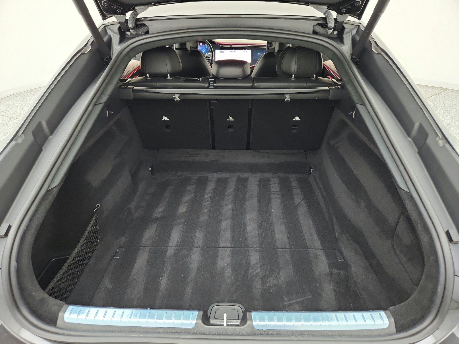 Certified 2023 Mercedes-Benz EQS 580 4MATIC Sedan image 31