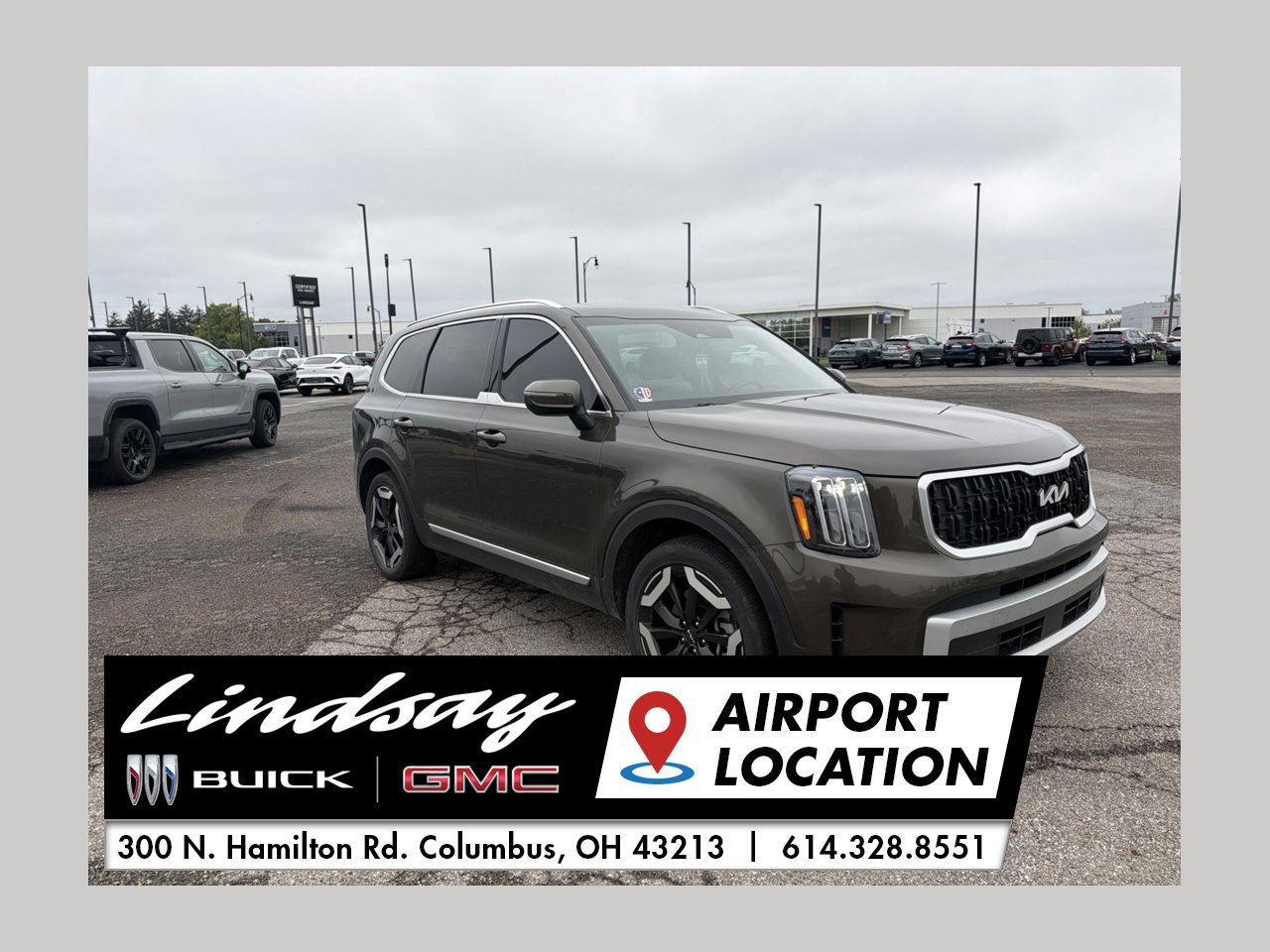 Used 2023 Kia Telluride EX w/ EX Captain's Chair Package FWD image 1