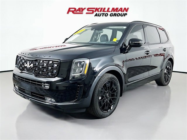 Used 2022 Kia Telluride SX w/ SX Prestige Package image 3