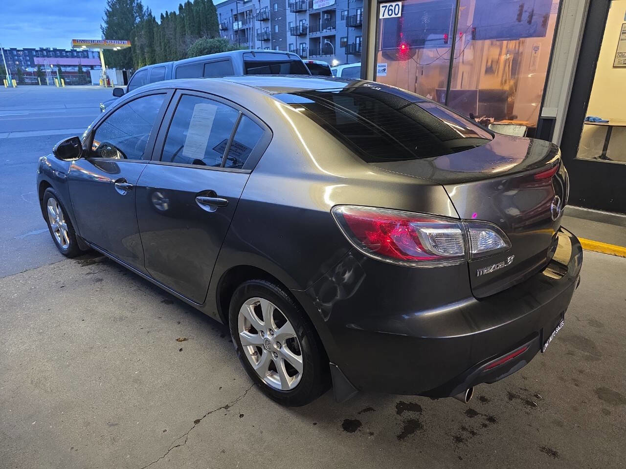 Used 2010 MAZDA MAZDA3 i Touring image 7
