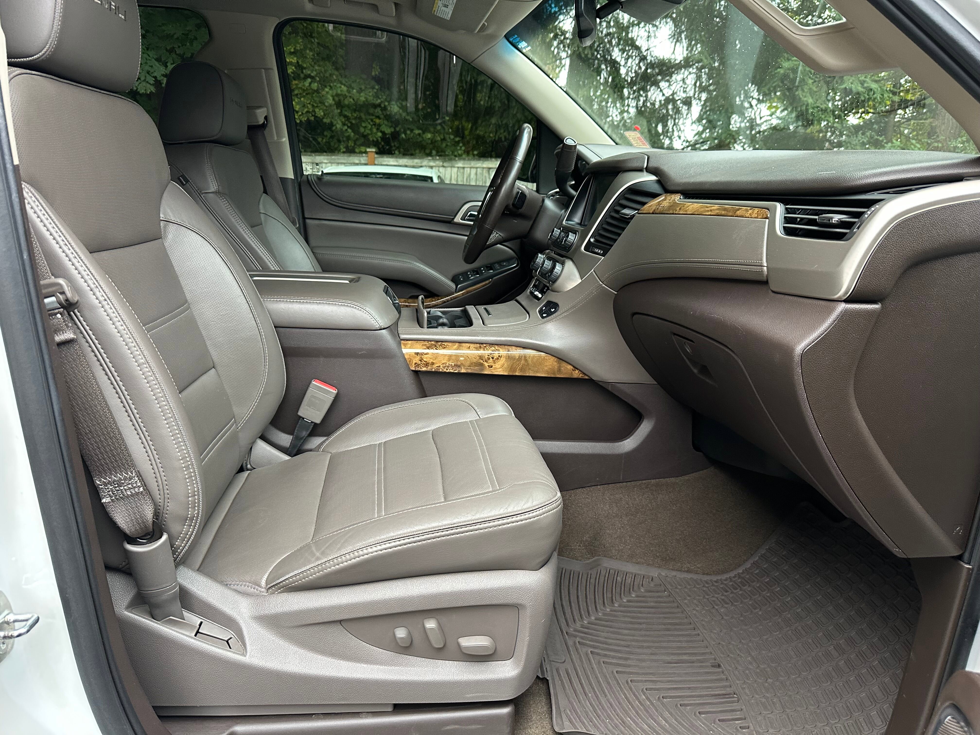 Used 2016 GMC Yukon Denali w/ Open Road Package image 10