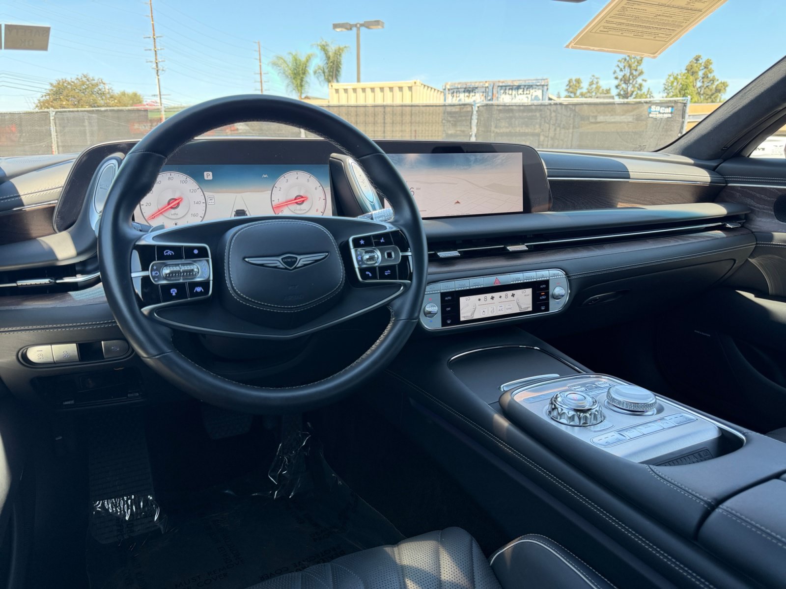 Used 2025 Genesis G90 3.5T AWD/4WD image 17