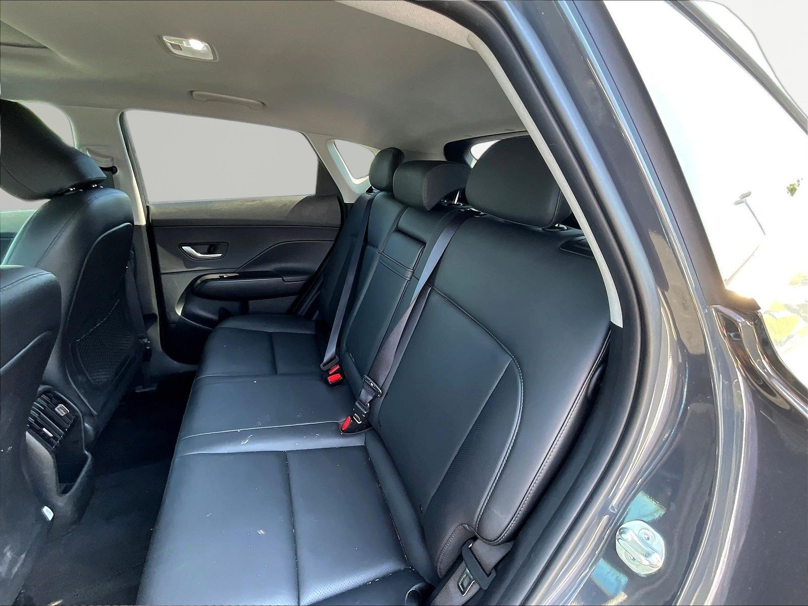 Used 2025 Hyundai Kona Limited FWD image 22