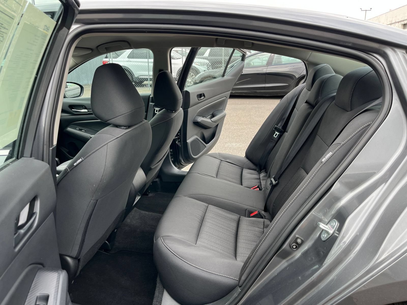 Used 2025 Nissan Altima 2.5 SV FWD image 26
