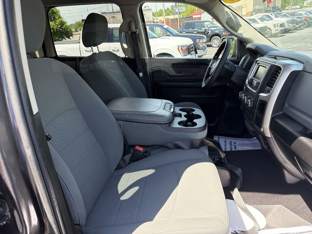 Used 2020 RAM 1500 Classic SLT RWD image 29