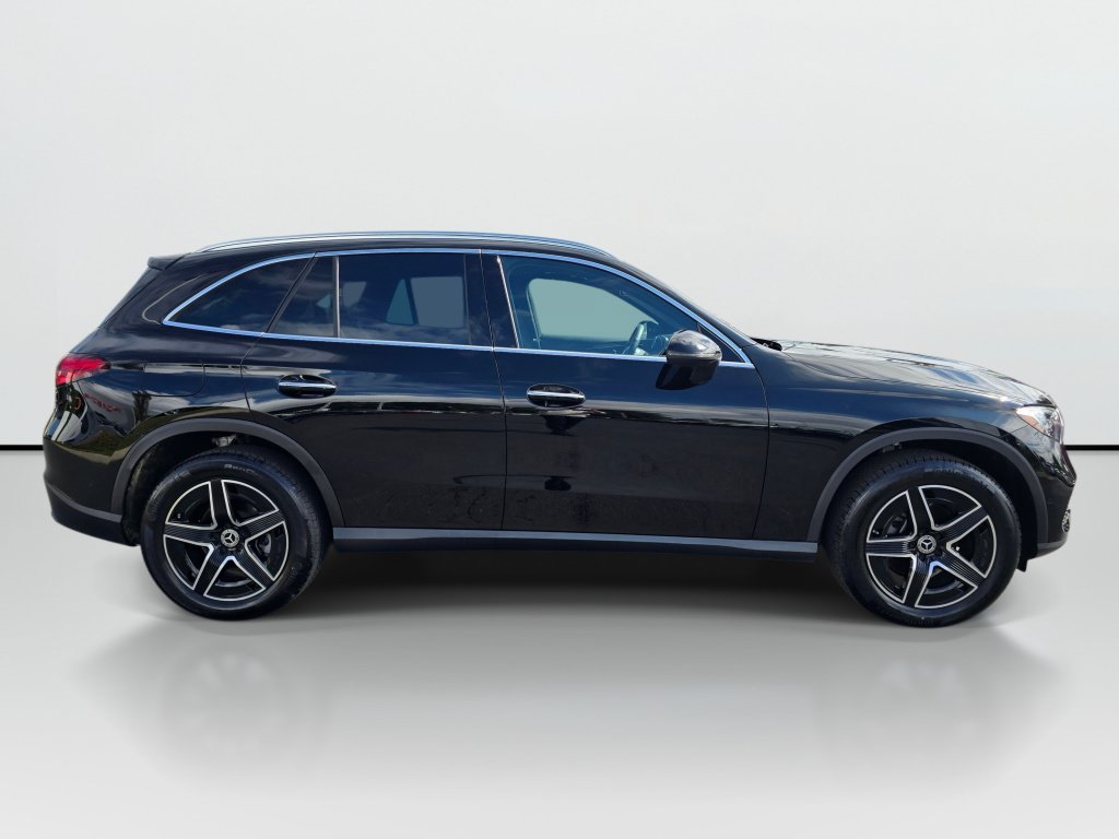 Used 2026 Mercedes-Benz GLC 300 4MATIC image 6