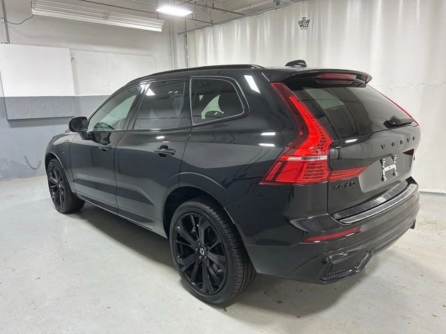 Certified 2025 Volvo XC60 T8 Ultra image 2