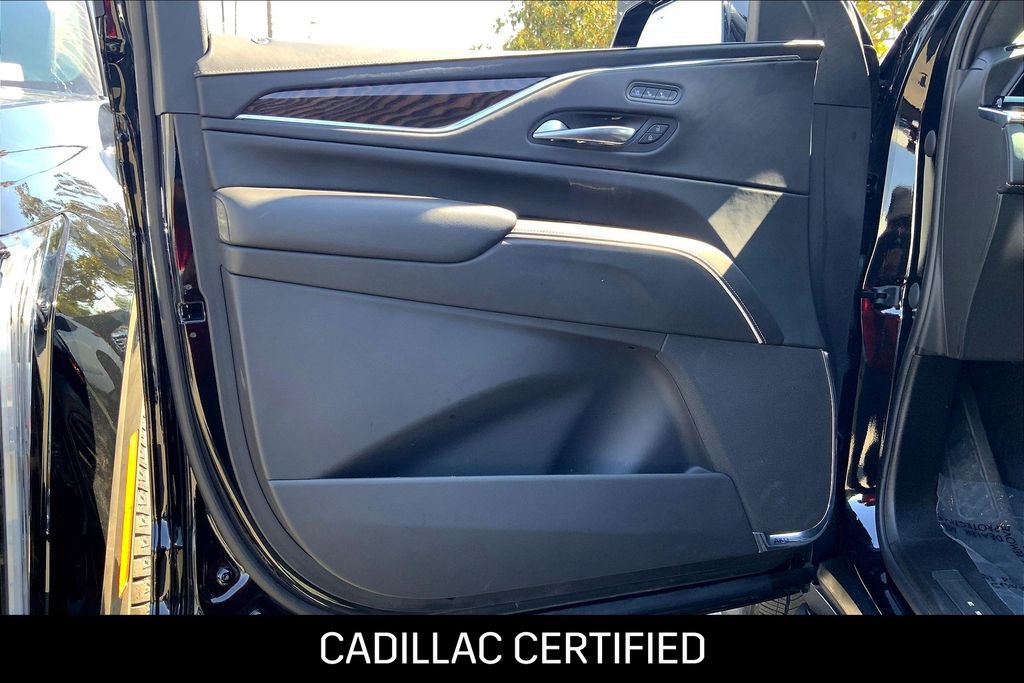 Certified 2023 Cadillac Escalade Sport Platinum w/ LPO, ONYX Package AWD/4WD image 21