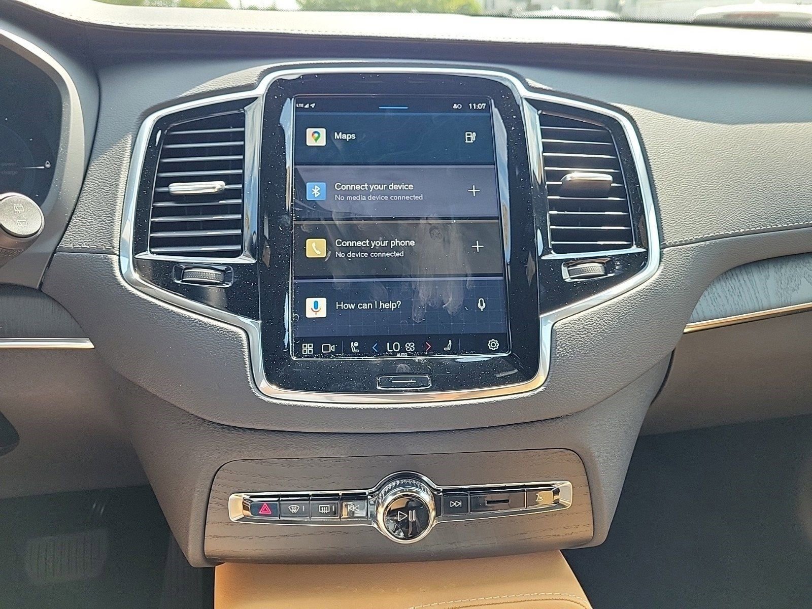 New 2024 Volvo XC90 T8 Ultimate w/ Protection Package Premier image 26