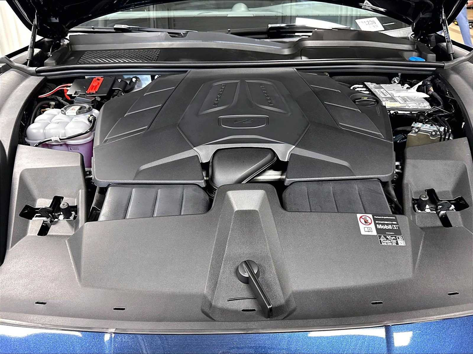 New 2026 Porsche Cayenne Coupe AWD/4WD image 35