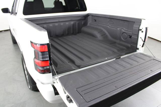 Certified 2023 Nissan Frontier SV w/ Tow Package AWD/4WD image 17