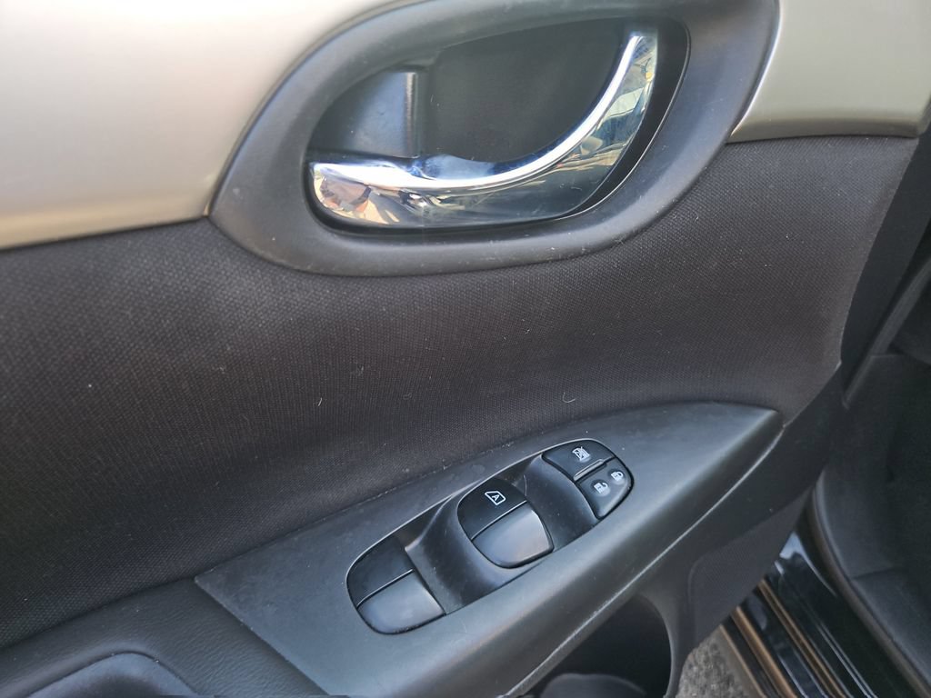Used 2019 Nissan Sentra S FWD image 21