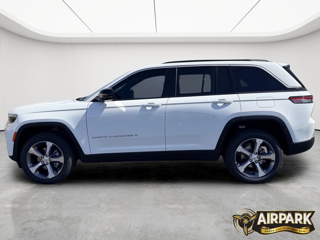 New 2026 Jeep Grand Cherokee Limited w/ Luxury Tech Group II AWD/4WD image 7