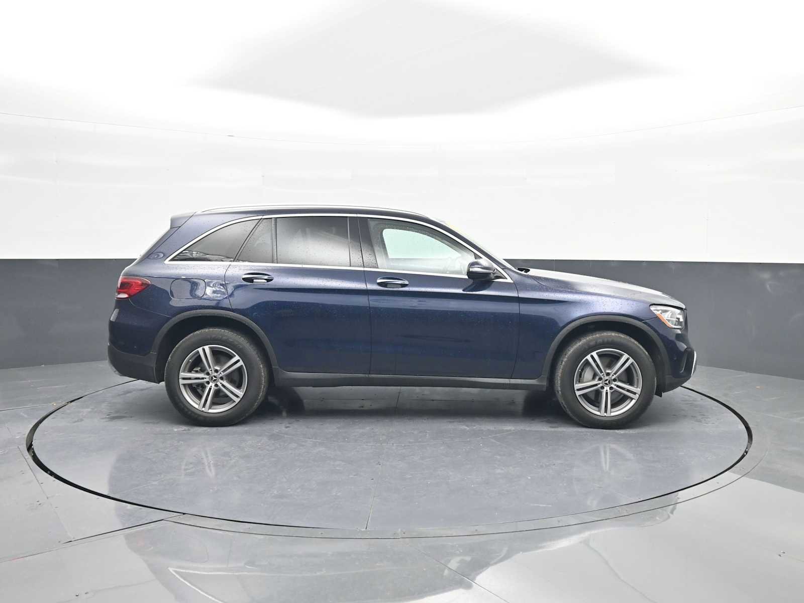 Used 2022 Mercedes-Benz GLC 300 GLC 300 image 9