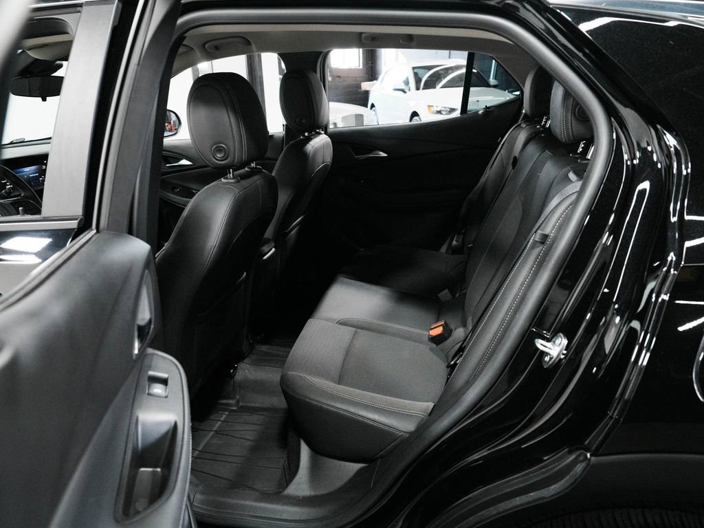 Used 2024 Buick Encore GX Preferred AWD/4WD image 32