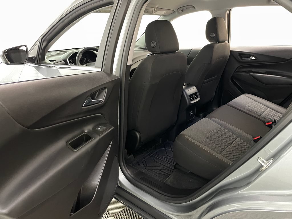 Certified 2024 Chevrolet Equinox LT w/ LPO, Floor Liner Package FWD image 43